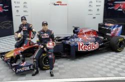 lol高校认证-包含红牛车队翻盘法拉利，拉塞尔扛起全队的词条