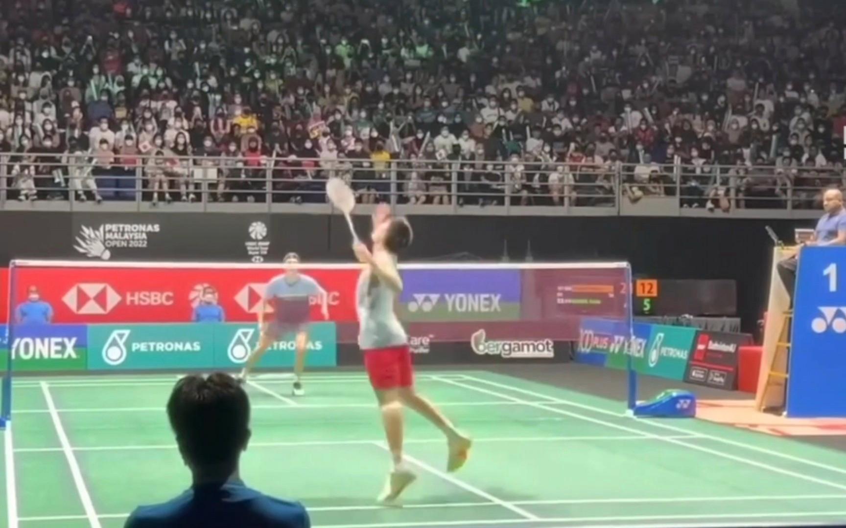 关于马来西亚队翻盘日本队，安赛龙点燃赛场的信息